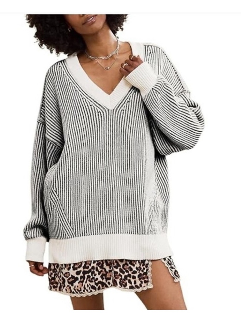 AERIE OVERSIZED V NECK SWEATER